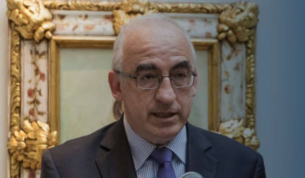 Los pecados del Gobierno Petro que llevaron al Banco de la República a subir tasas de Interés Leonardo Villar, gerente del Banco de la República, explica por qué subieron tasas de interés