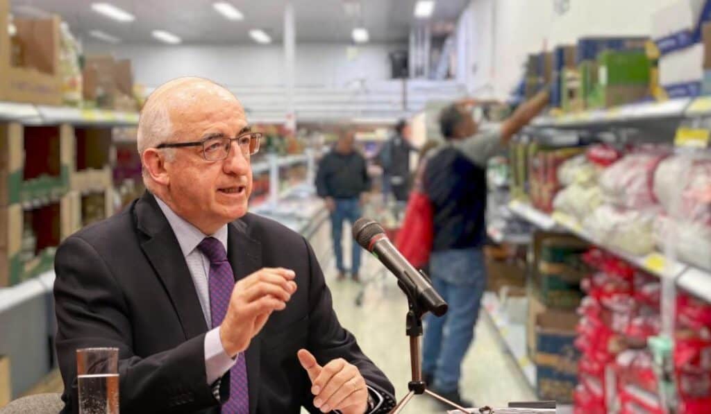 Inflación en Colombia de marzo habría dejado atrás “respiro efímero”: Hay nuevas alertas Leonardo Villar habla de la inflación en Colombia y sus riesgos