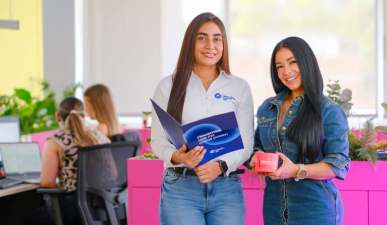 Más de 75.000 empresas participaron en la jornada de renovación mercantil de la Cámara de Comercio de Cali Más de 75.000 empresas participaron en la renovación mercantil de la Cámara de Comercio de Cali