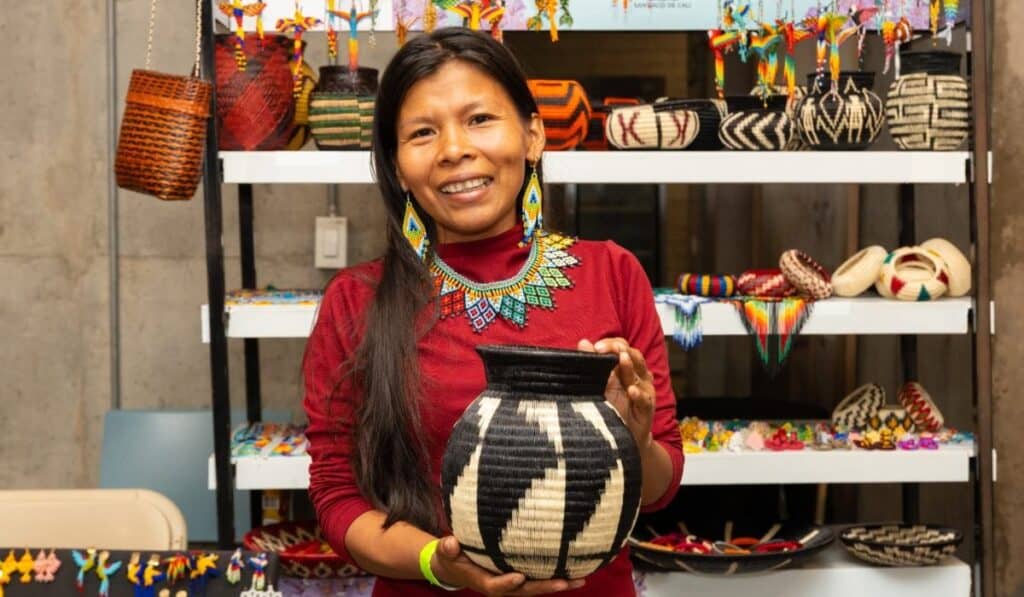 Emprendimiento en Colombia crece, pero las brechas limitan su potencial Mujeres emprendedoras. Foto: cortesía Fundación WWB