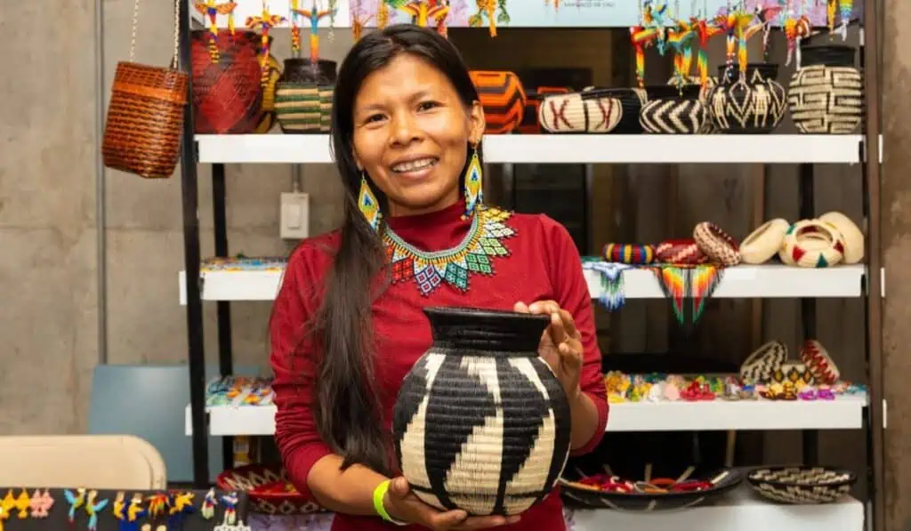 Emprendimiento en Colombia crece, pero las brechas limitan su potencial Mujeres emprendedoras. Foto: cortesía Fundación WWB