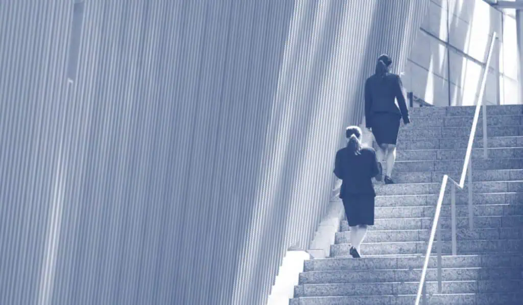 Brecha salarial entre hombres y mujeres en Colombia es la más baja de la región, pero hay retos en capacitación Radiografía de Mujeres en el Trabajo 2026, de Buk