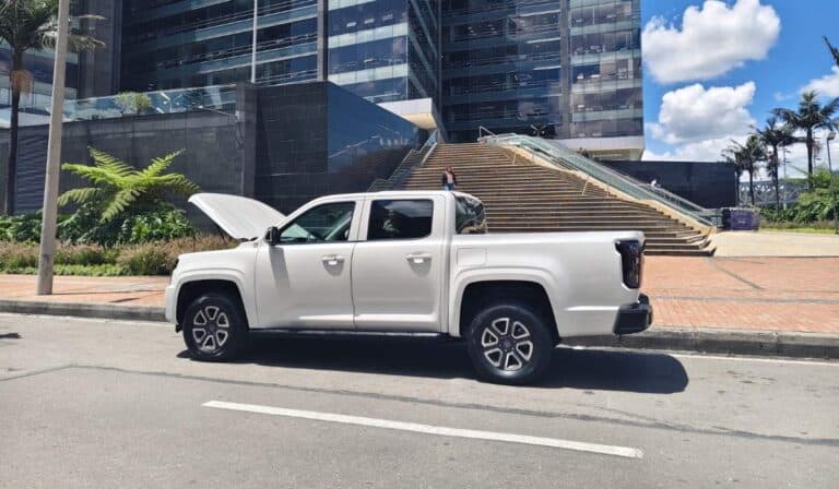 Test drive | JMC Grand Avenue EV: la pick-up eléctrica que llega a Colombia