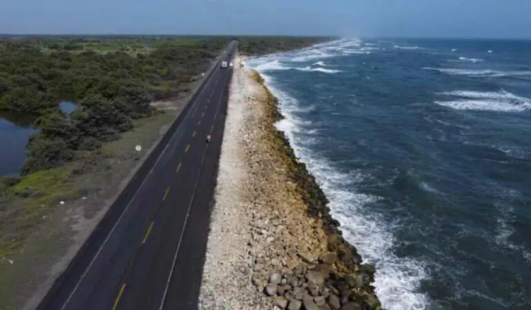 Gobierno De La Espriella destraba megaproyecto de doble calzada entre Barranquilla y Santa Marta: inicia construcción de viaducto clave Vía que conecta a Barranquilla con Ciénaga ya tiene fecha de construcción