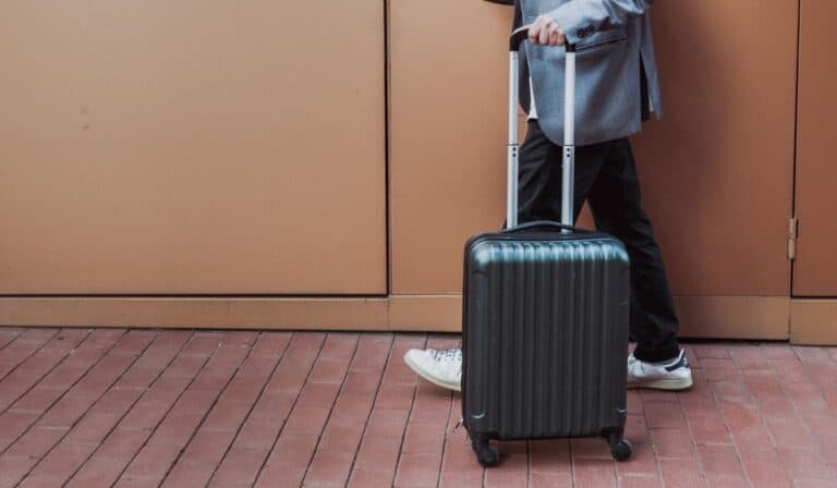 Semana Santa consolida cuatro años de alza en el flujo migratorio: más de 300.000 viajeros entraron al país En la Semana Santa del 2026 se registraron 714.412 movimientos migratorios.