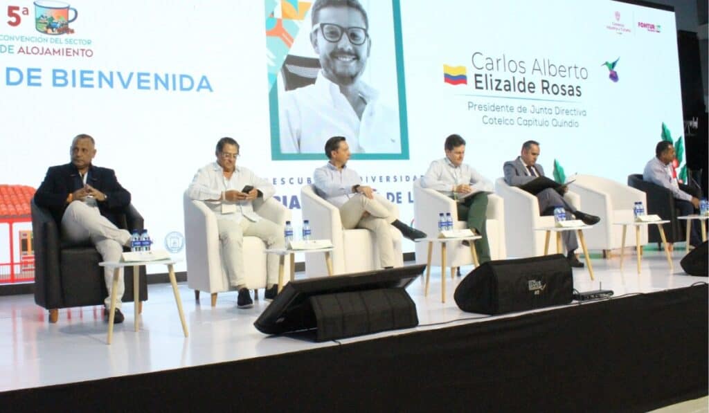 Gobierno avanza en decreto para regular plataformas de turismo de rentas cortas como Airbnb y Booking Cotelco instaló la quinta Convención del Sector de Alojamiento para abordar los retos del turismo.