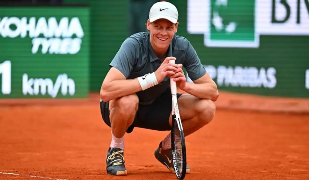 Sinner le quitó el trono a Alcaraz y se llevó millones en Montecarlo Sinner le quitó el trono a Alcaraz y se llevó millones en Montecarlo