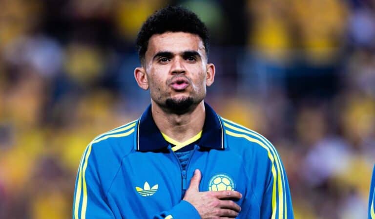 Luis Díaz protagoniza nueva jugada fuera de la cancha que sacude el negocio deportivo Luis Díaz protagoniza nueva jugada fuera de la cancha que sacude el negocio deportivo