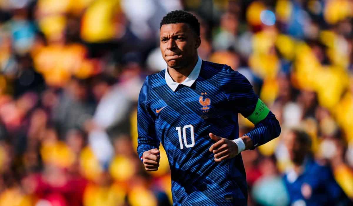 Mbappé en duda a 45 días del Mundial