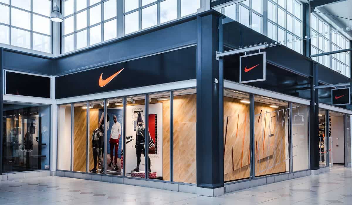 Nike profundiza su crisis