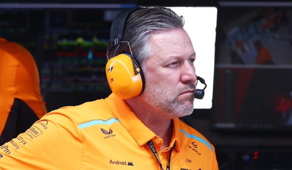 Un director de Fórmula 1 gana más que 100 ingenieros de Silicon Valley juntos Zak Brown, director ejecutivo de McLaren. Imagen: Fórmula 1