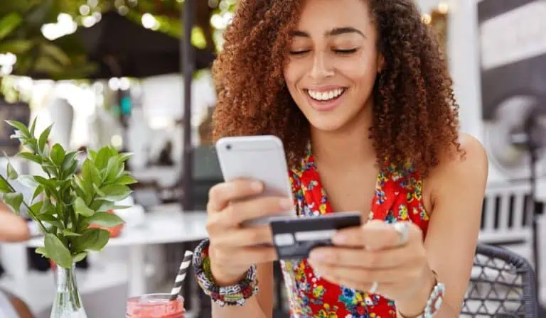 Adiós a las barreras: así cambiarán los pagos digitales en Colombia