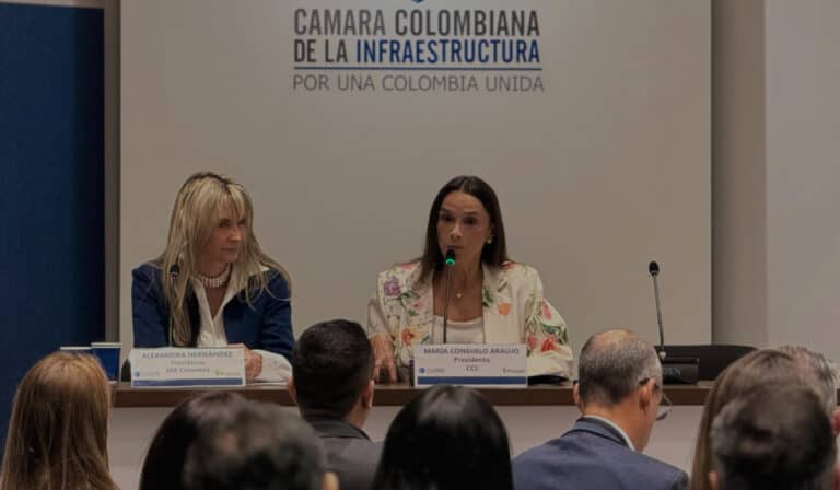 Puertos, vías y aeropuertos aceleran transición energética ante riesgo de crisis eléctrica Alexandra Hernández, presidenta de SER Colombia; María Consuelo Araujo, presidenta CCI