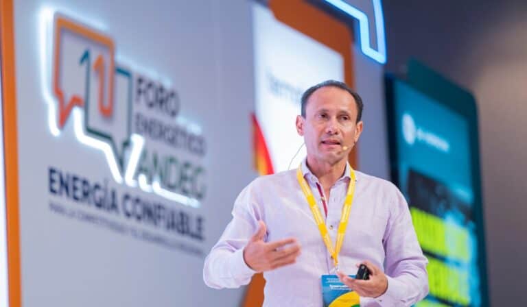 Sector térmico corre el riesgo de apagarse en 2027 si continúan las deudas de Air-e; llegarían a $3 billones a finales de 2026 Alejandro Castañeda, presidente de Andeg. Imagen: Andeg