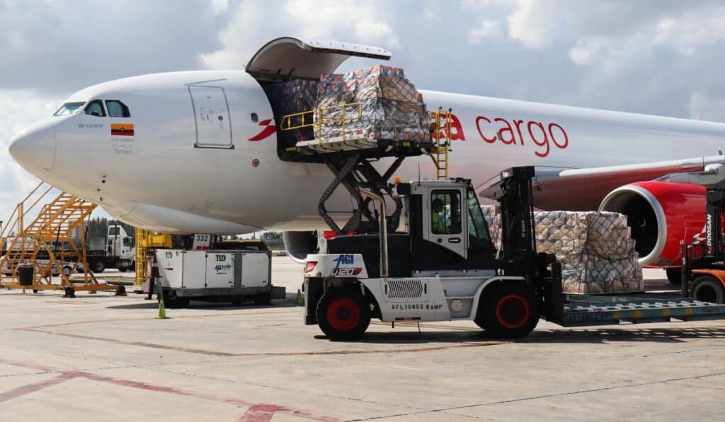 Avianca Cargo movilizó el 42 % de las flores colombianas a Estados Unidos en temporada de madres