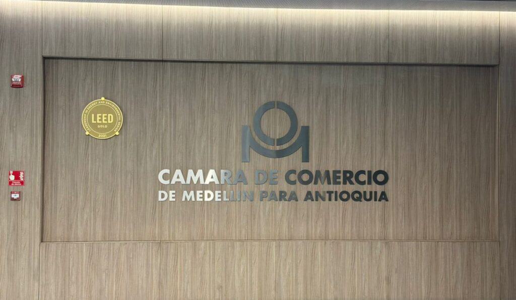 Microempresarios en Antioquia: el motor económico que sigue creciendo pese a los retos que enfrenta Cámara de Comercio de Medellín para Antioquia