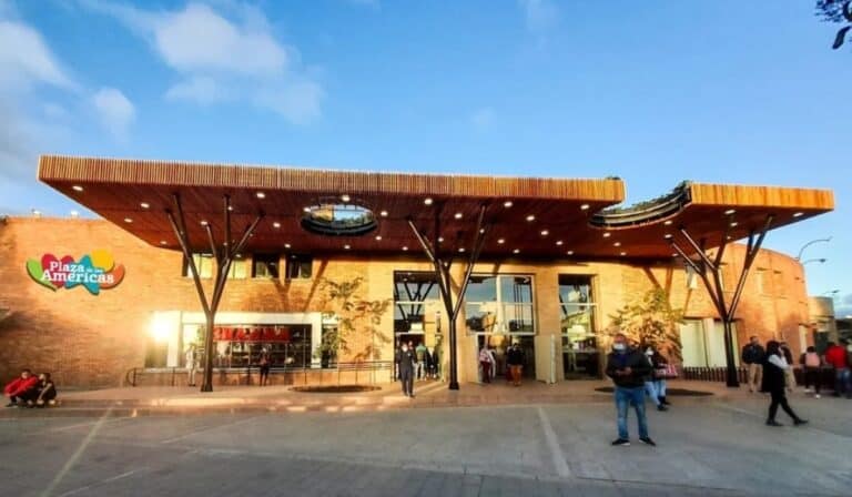 Centro comercial Plaza de las Américas en Bogotá