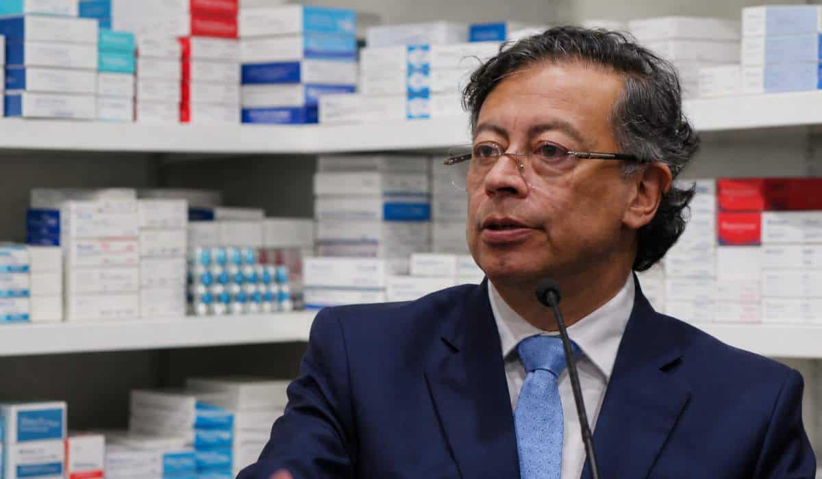 Home - Valora Analitik Decisión del Gobierno Petro sobre medicamentos clave para los pacientes