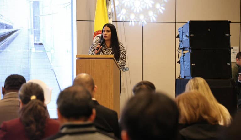 Gobierno Petro acelera el Tren del Huila: DNP prevé adjudicar estudios iniciales en junio Directora de Planeación, Natalia Irene Molina