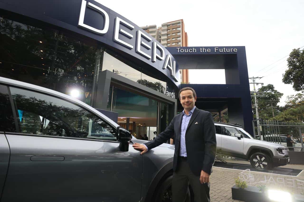 Home - Valora Analitik Juan Carlos López, gerente general de Deepal y Changan Colombia