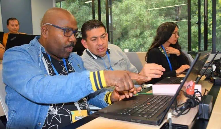 Más de un millón de colombianos recibieron formación en habilidades digitales y tecnologías emergentes