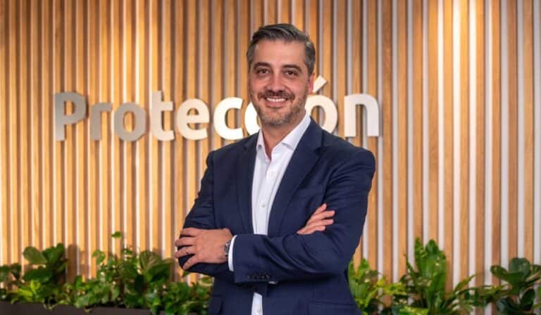 Protección recibe reconocimientos internacionales posicionándose como líder en soluciones digitales y gestión patrimonial Mauricio Rodríguez, líder de Negocio de Inversiones y Gestión Patrimonial en Protección