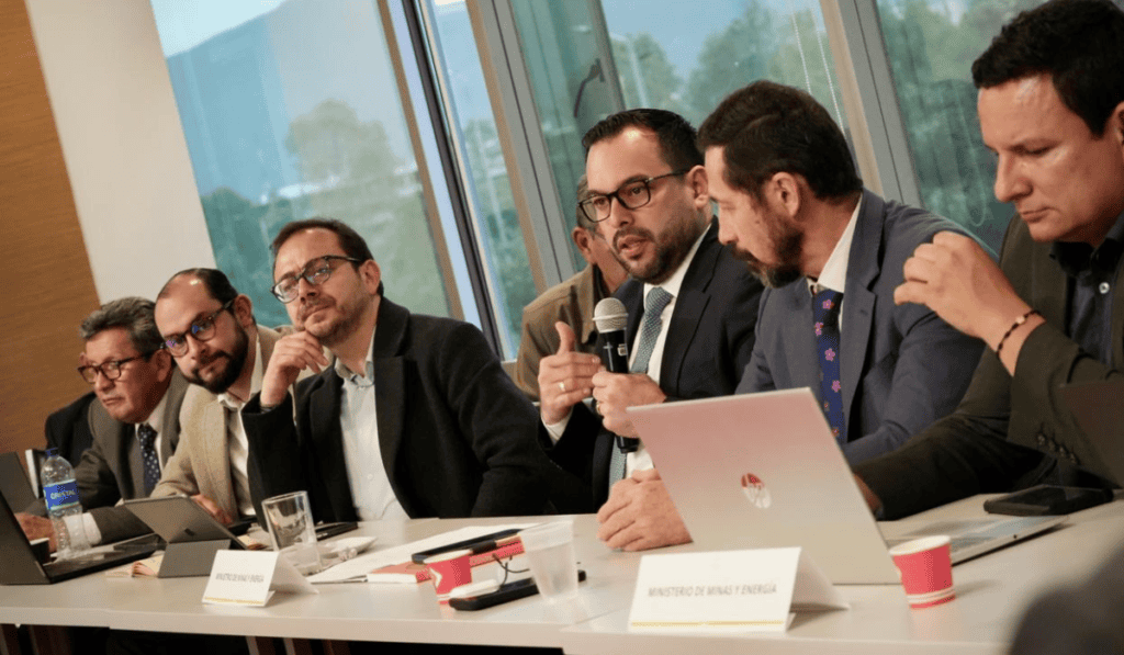 Gobierno Petro confirma reunión con Canacol para evitar crisis de gas; empresa podría recibir fondeo de US$100 millones El ministro de Minas y Energía, Edwin Palma. Imagen: Ministerio de Minas y Energía