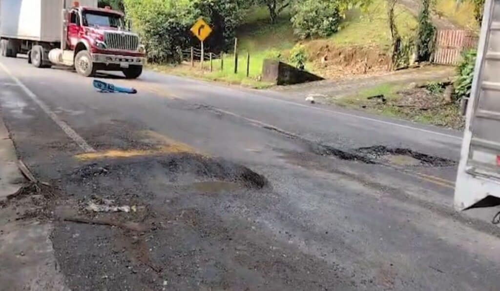 Especial | Así se están acabando las vías en Colombia que tenían una concesión y hoy están en manos del Gobierno Santuario - Caño Alegre