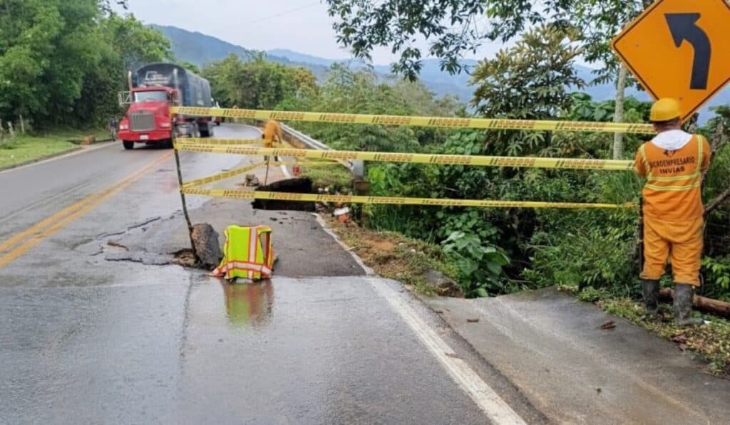 Especial | Así se están acabando las vías en Colombia que tenían una concesión y hoy están en manos del Gobierno Villeta - Guaduas