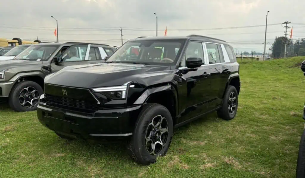 Gezpomotor apuesta por el lujo y la tecnología con su marca de carros eléctricos Voyah en Colombia Voyah M Hero