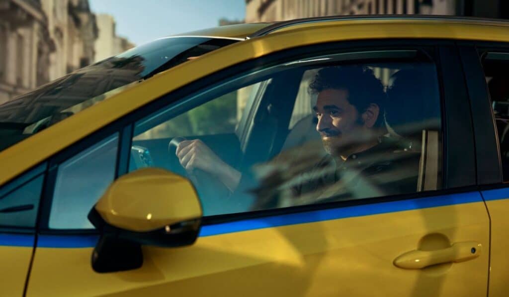 Uber Taxi gana terreno en Medellín: 88 % de los usuarios se sienten seguros usando la app El 88% de los usuarios de Uber Taxi se sienten muy seguros usando la app.