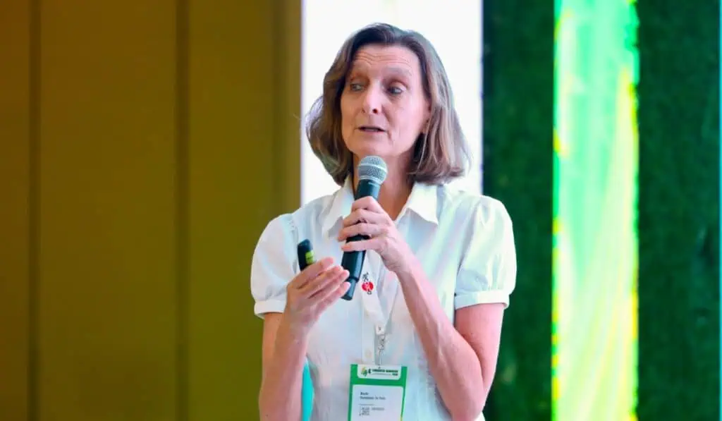 “El productor de banano debe recibir al menos un precio que le permita seguir produciendo” Marike Runneboom de Peña, CEO de Fairtrade International,