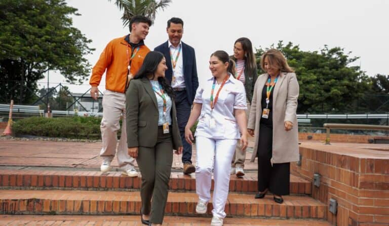 De beneficio a eje estratégico: así está cambiando la conversación sobre el bienestar laboral "Quien no vea el bienestar como motor de competitividad, perderá la carrera por el talento" dijo Katerine García, coordinadora de CoE de Cuidado al Colaborador de Compensar. Foto: Compensar.