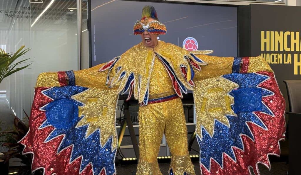 Bancolombia presentó nuevas experiencias para hinchas y tarjetas inspiradas en la Selección rumbo al Mundial Bancolombia presentó nuevas experiencias para hinchas y tarjetas inspiradas en la Selección rumbo al Mundial
