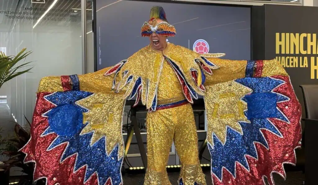 Bancolombia presentó nuevas experiencias para hinchas y tarjetas inspiradas en la Selección rumbo al Mundial Bancolombia presentó nuevas experiencias para hinchas y tarjetas inspiradas en la Selección rumbo al Mundial