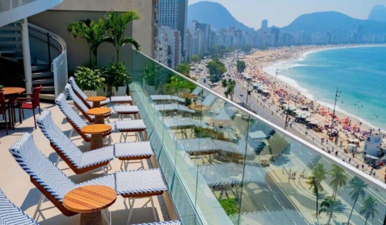 Grand Mercure Copacabana: así es uno de los mejores hoteles en Río de Janeiro Rooftop del Grand Mercure Copacabana en Río de Janeiro. Foto: Cortesía.