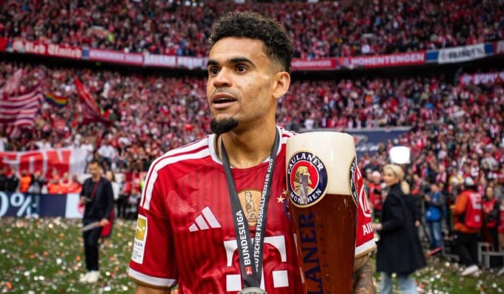 Luis Díaz se convierte en la imagen de una nueva estrategia para conquistar hinchas colombianos Luis Díaz se convierte en la imagen de una nueva estrategia para conquistar hinchas colombianos