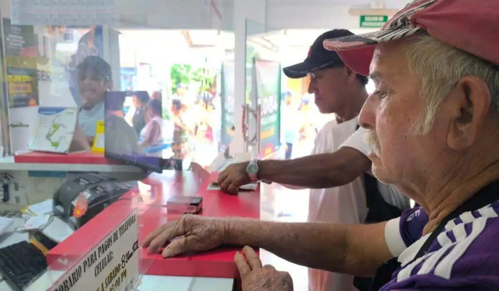Cálculo de la mesada pensional en Colombia cambiará radicalmente con la nueva ley Transferencia pensional en Colombia a adultos mayores