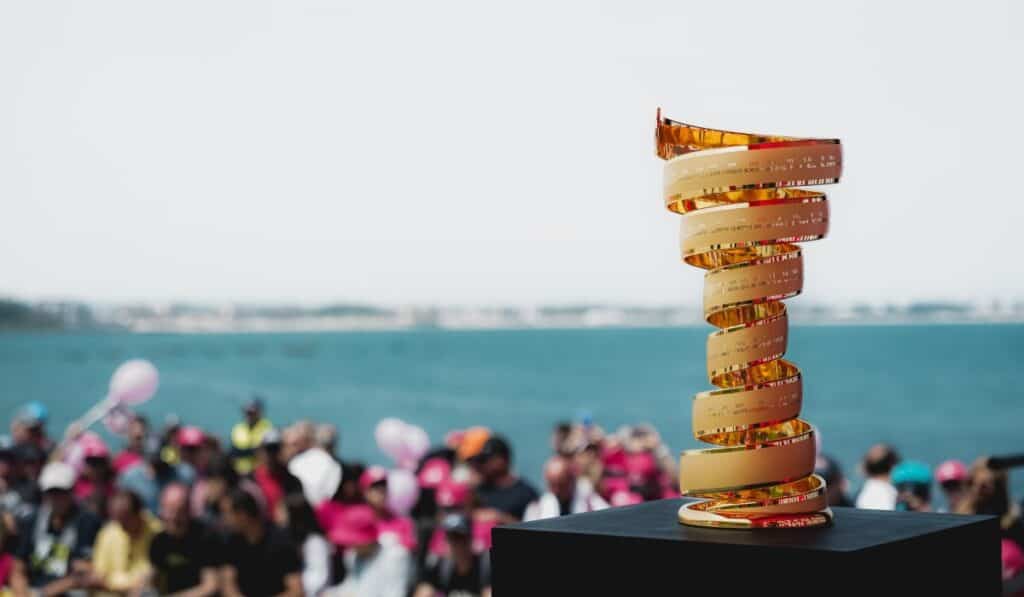 Premios y patrocinadores: El negocio multimillonario del Giro de Italia 2026 El negocio multimillonario del Giro de Italia 2026