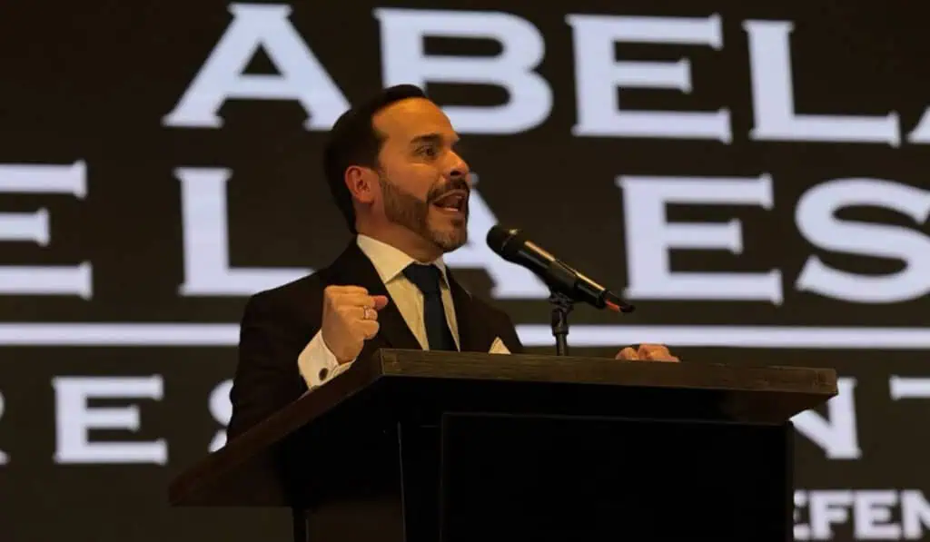 Gobierno De la Espriella dice que altas tasas de interés no son una buena noticia, pero respetará decisiones del BanRep Abelardo de la Espriella y tasas de interés en colombia