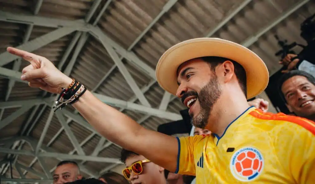 J.P. Morgan prevé fuerte impulso económico con el gobierno de De la Espriella: TES, petróleo y seguridad, las claves Abelardo de la Espriella, presidente electo de Colombia. Imagen: Campaña de De la Espriella