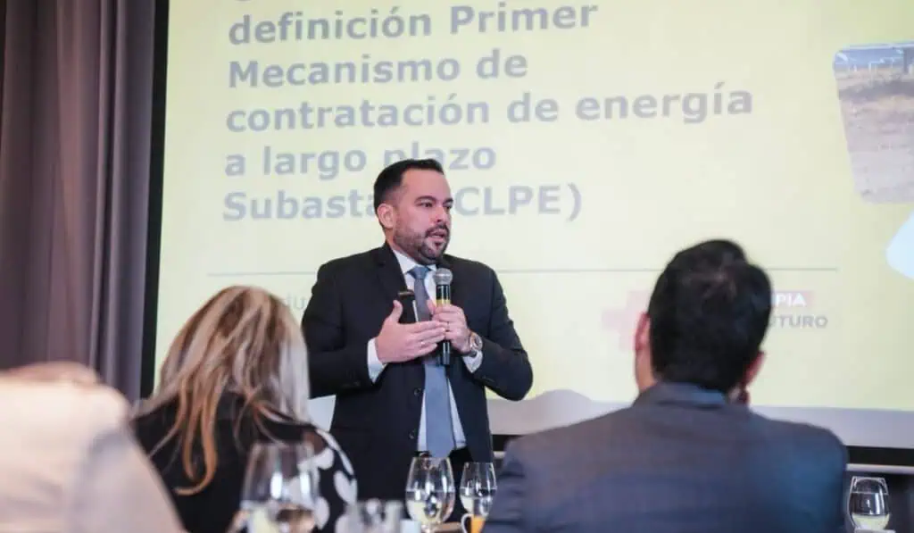 Gobierno Petro lanza subasta de energías limpias y almacenamiento Edwin Palma, ministro de Minas y Energía. Imagen: Ministerio de Minas y Energía