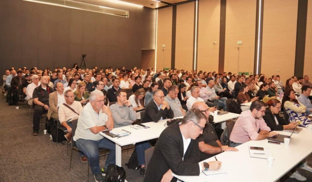 Inició foro Venezuela en perspectiva de Valora Analitik en Medellín: oportunidades y ventanas que se abren en este país Foro Venezuela en perspectiva