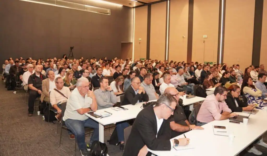 Inició foro Venezuela en perspectiva de Valora Analitik en Medellín: oportunidades y ventanas que se abren en este país Foro Venezuela en perspectiva