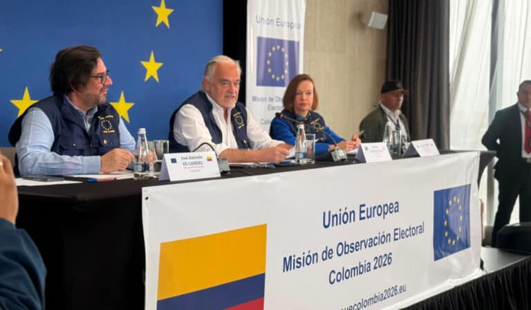 Observadores europeos avalan primera vuelta pero advierten riesgos por injerencia política, uso de medios y financiación en especie MOE UE