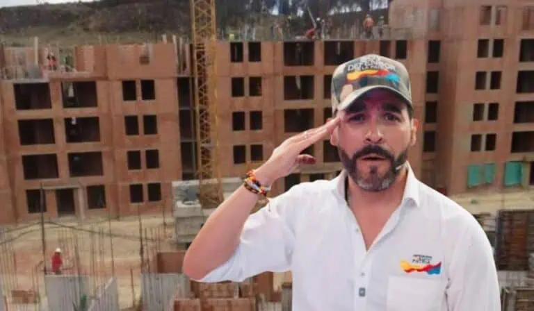 Planes de Abelardo de la Espriella con la vivienda