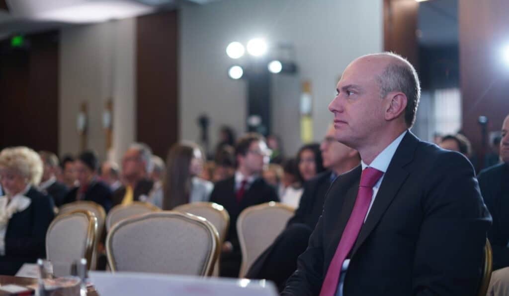 La “bomba fiscal” que enfrentará De la Espriella cuando llegue a la Presidencia a pesar del optimismo del Gobierno Petro bomba fiscal
