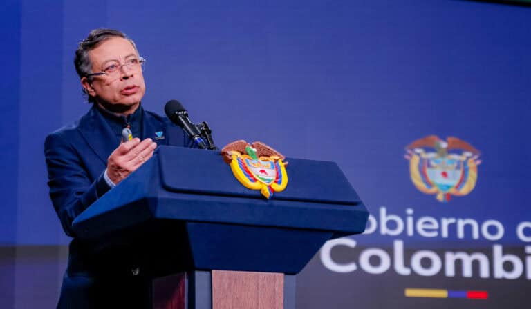 Gobierno reporta 8.584 hectáreas de coca erradicadas voluntariamente y 41.000 en transición Presidente Gustavo Petro (19)