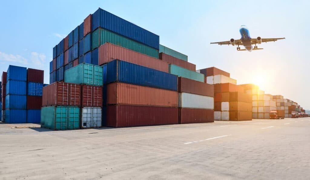 Sin aranceles, Colombia podrá exportar hacia Ecuador cerca de US$170 millones anuales en productos industriales Sin aranceles, Colombia podrá exportar hacia Ecuador cerca de US$170 millones anuales en productos industriales