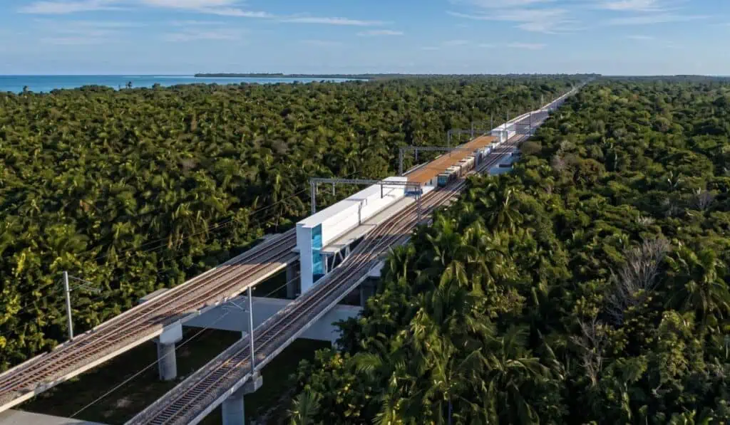 Exclusiva | Megaproyecto del tren interoceánico de Petro se dispara de precio y ya se acerca a $100 billones; así sería su operación Tren interoceánico de Gustavo Petro